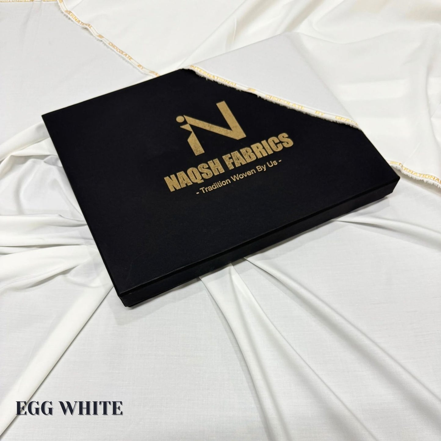 EGG-WHITE | TROPICAL WEAR